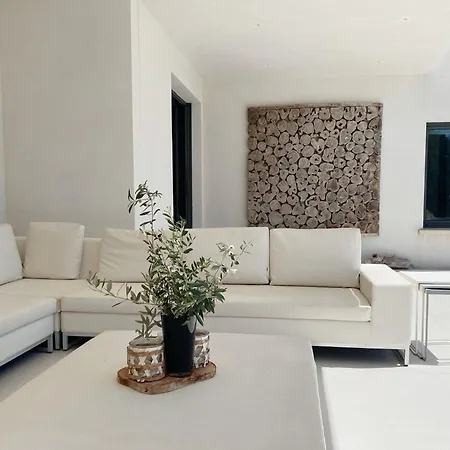 Fontvieille Villa *